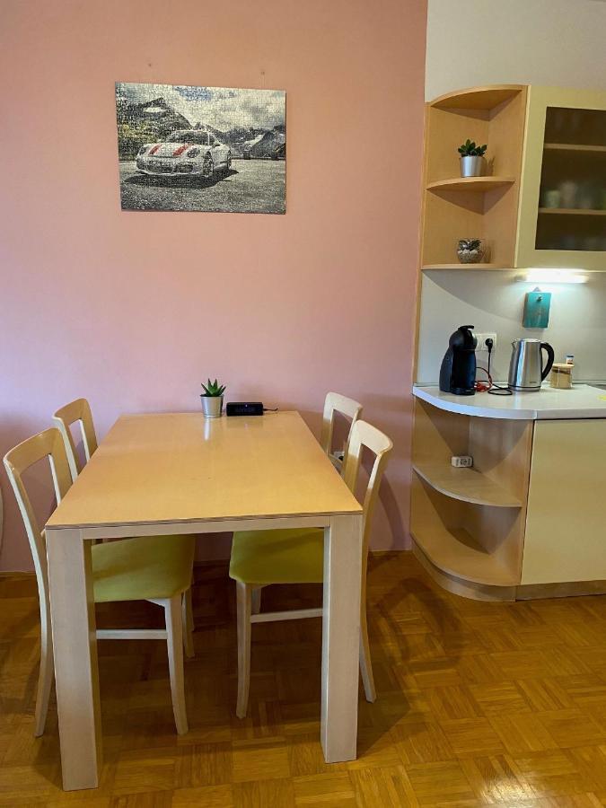 Apartma Felicija Apartment *